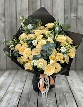 Букет цветов из:  Розы и Лизиантусы #REPLACE_PRED# Шахтах