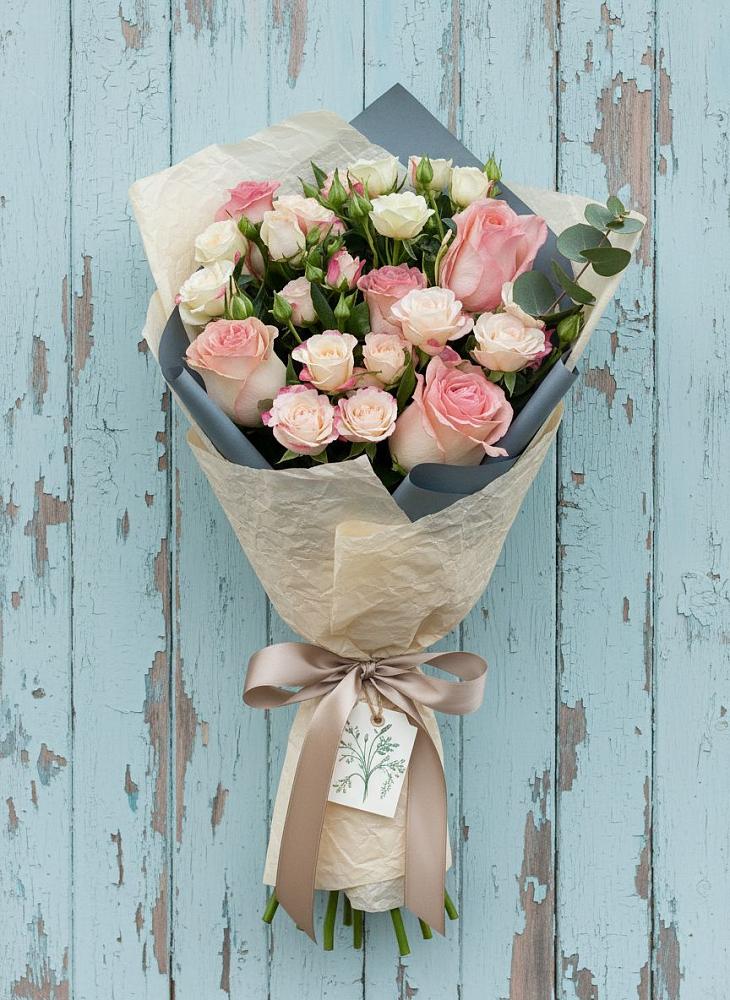 Букет цветов из: Розы в Шахтах