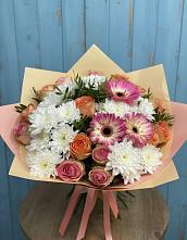 Букет цветов из:  Розы, Герберы и Хризантемы в Шахтах
