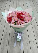Букет цветов из:  Альстромерии в Шахтах