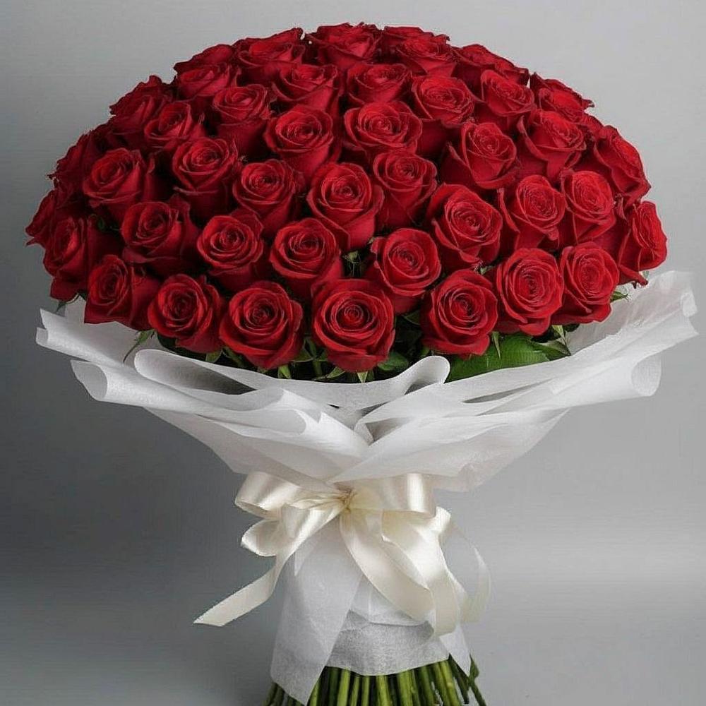 Букет 101 Красная роза Блэк Мэджик в Шахтах