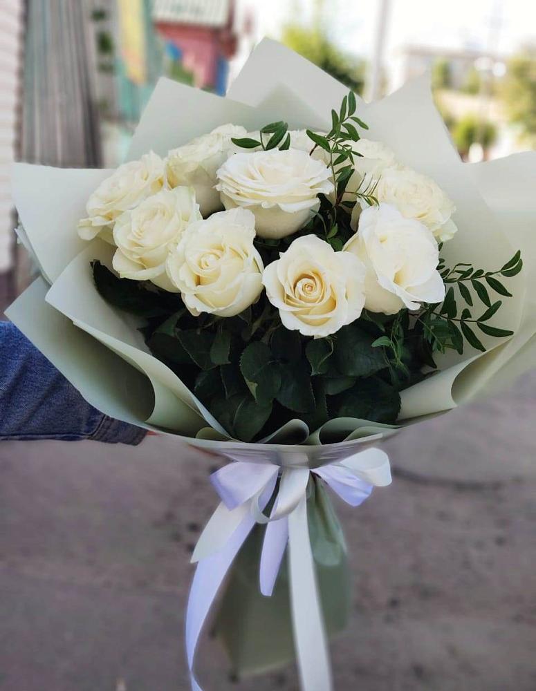 Букет Белые розы Проуд в Шахтах