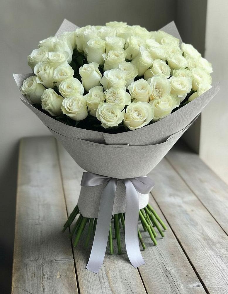 Букет 35 Белых роз в Шахтах