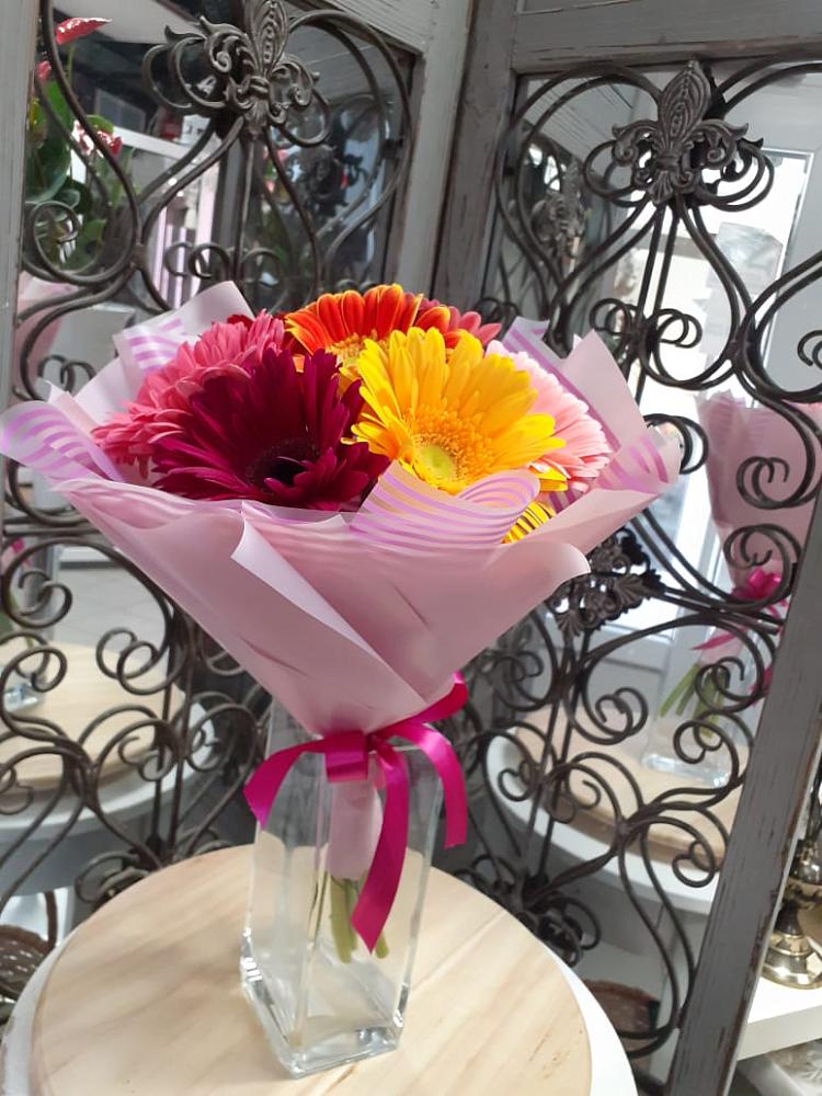 Букет цветов из: Герберы в Шахтах