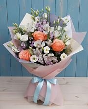 Букет цветов из:  Лизиантусы, Розы, Альстромерии и Гипсофила #REPLACE_PRED# Шахтах