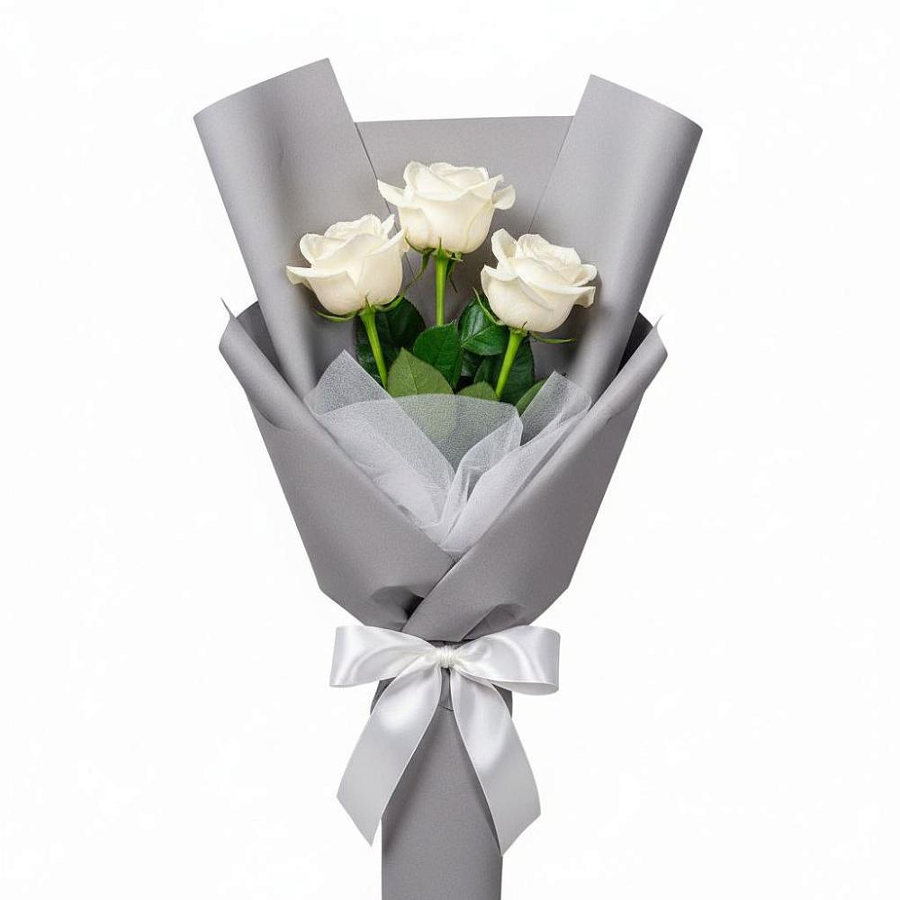 Букет 3 белые розы в Шахтах