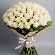 Букет 101 беля роза Белоснежка в Шахтах