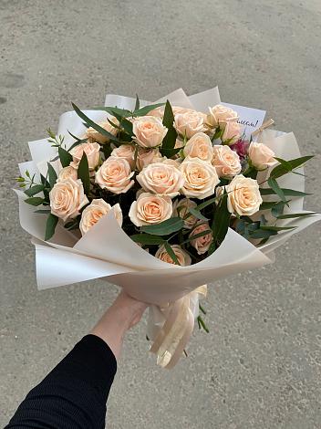 Букет Кремовые розы Латте в Шахтах