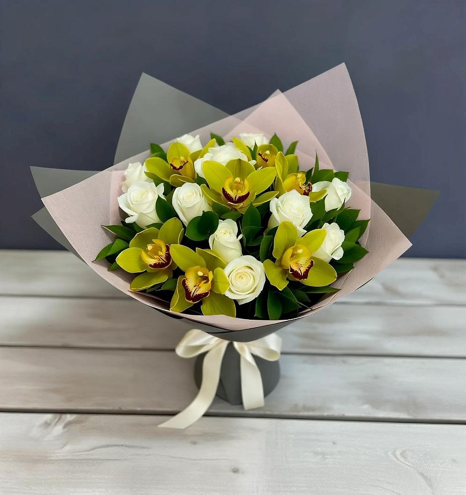 Букет цветов из: Орхидеи и Розы в Шахтах