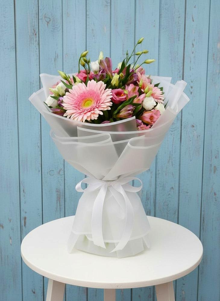 Букет цветов из: Герберы, Альстромерии и Лизиантусы в Шахтах