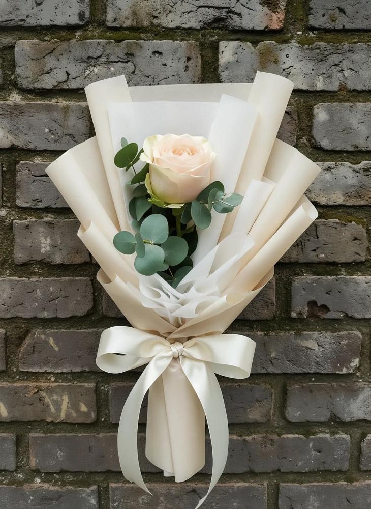 Букет цветов из: Розы в Шахтах