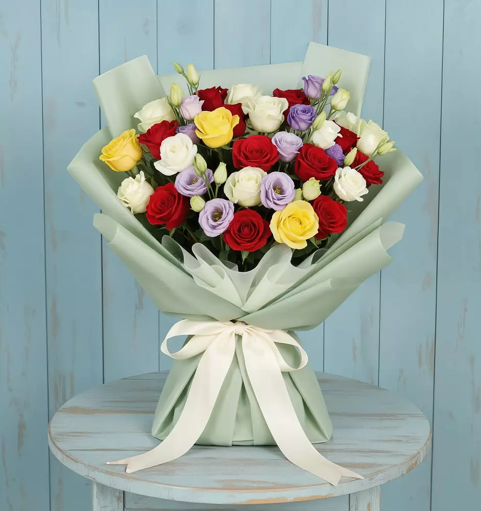 Букет цветов из: Розы в Шахтах