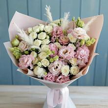 Букет цветов из:  Альстромерии и Розы в Шахтах