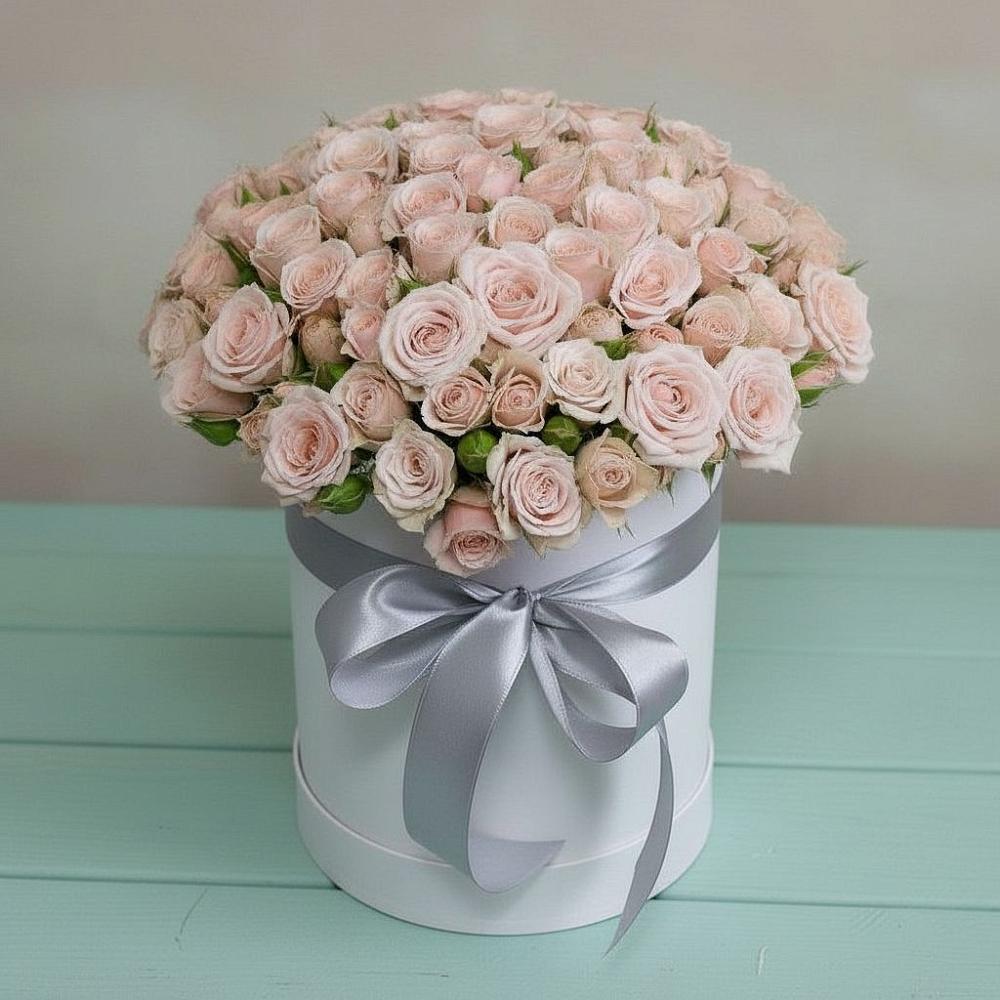 Цветочная композиция из Розы в шляпной коробке в Шахтах